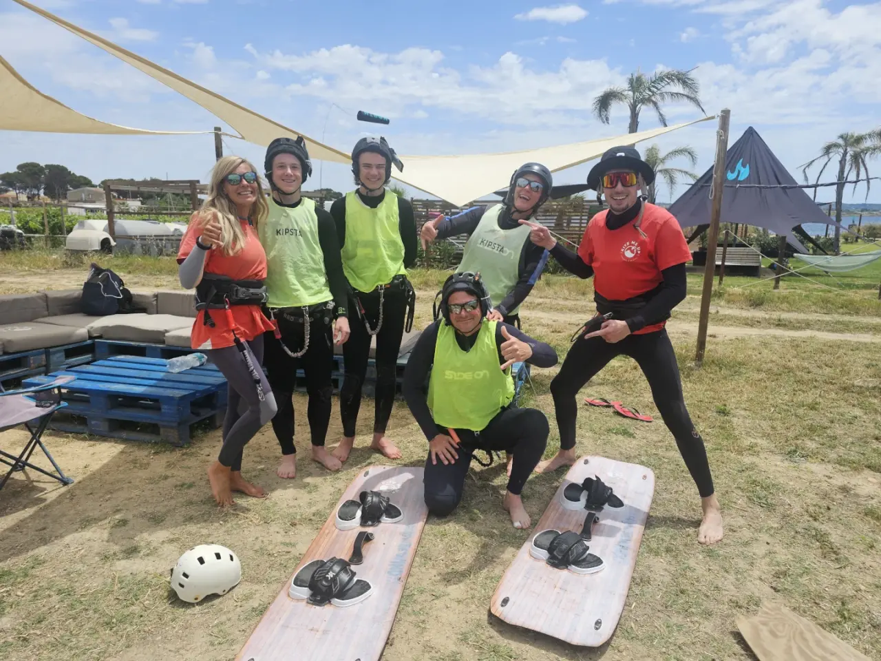 Group of kitesurfers